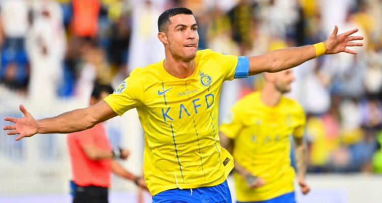 Cristiano-Ronaldo-Al-Nassr-Champions-árabe