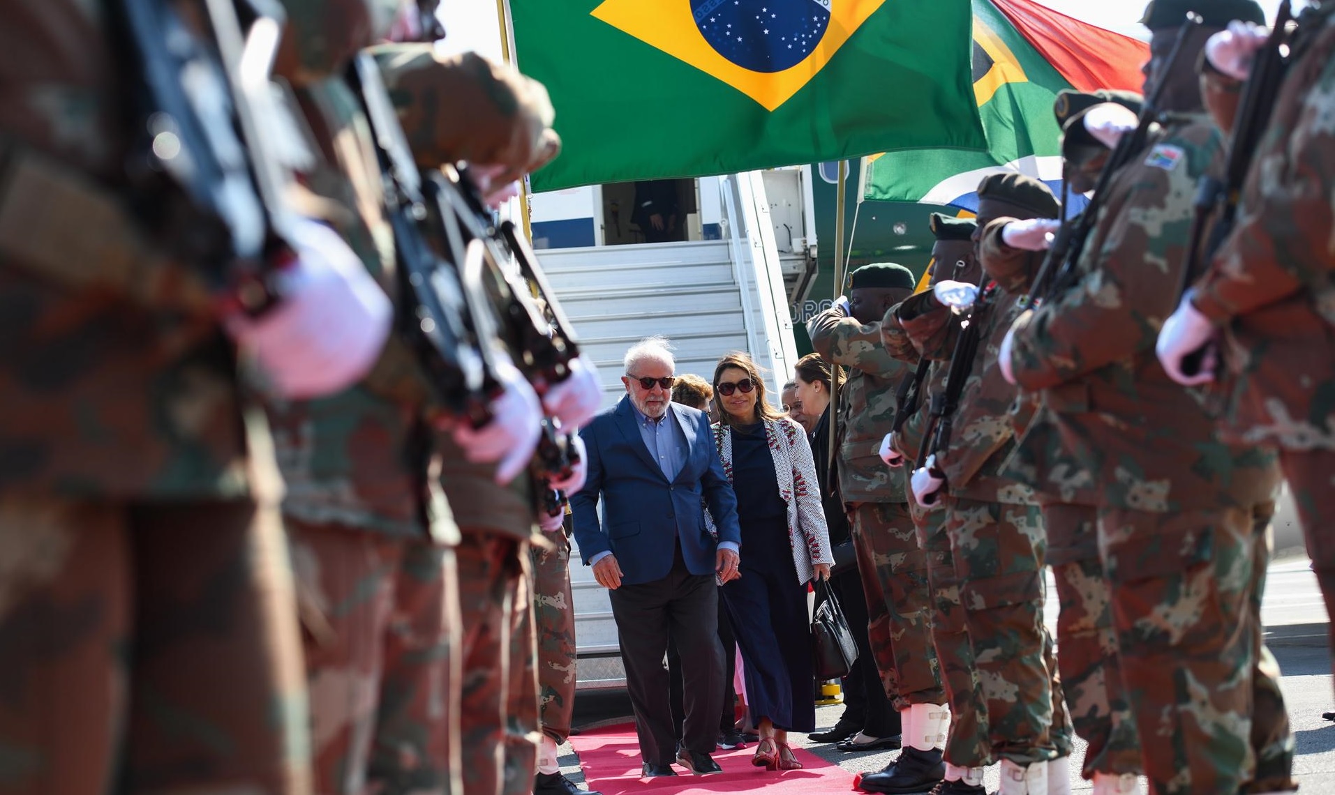 Lula da Silva llegando a Sudáfrica