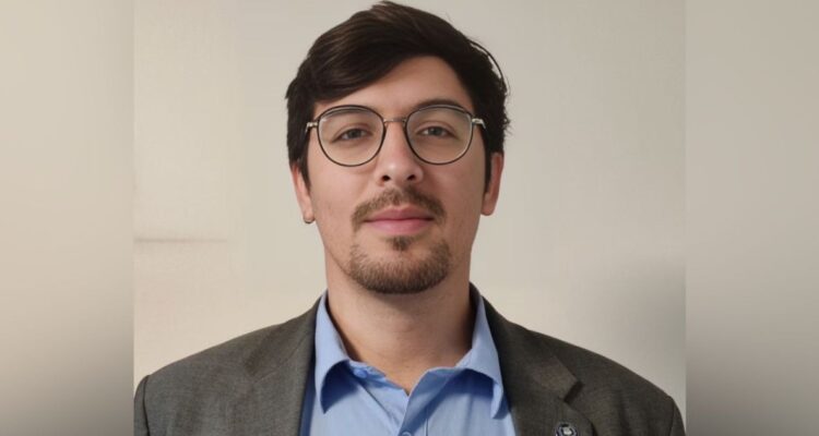 Daniel Andrade apunta contra el Frente Amplio: “Es una imagen que se ha construido con marketing”