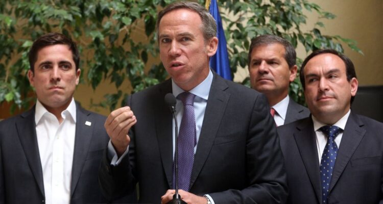 UDI exige disculpa de Boric por dichos tras suicidio de militar condenado por asesinato de Víctor Jara