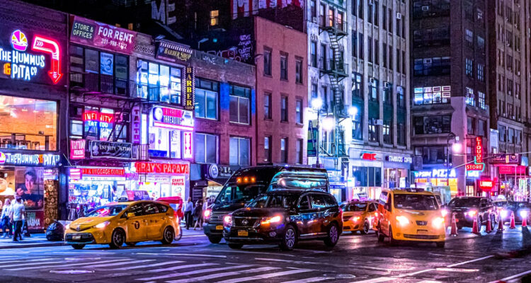 EEUU baja una décima su estimación de crecimiento del segundo trimestre