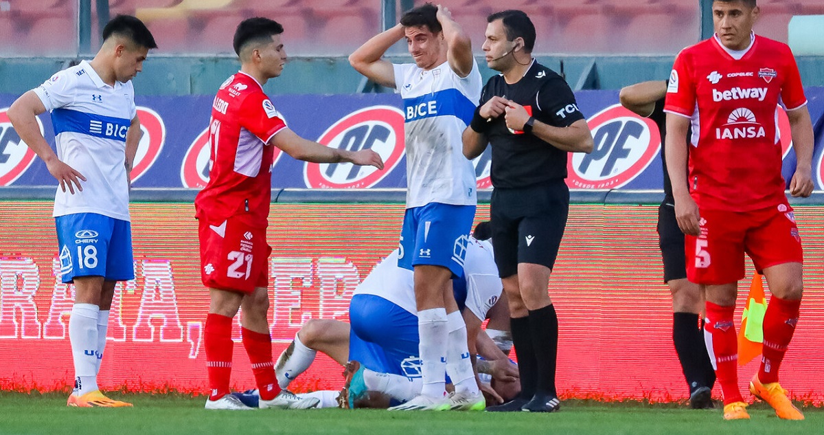 Cruzados confirmó la lesión de Eugenio Mena