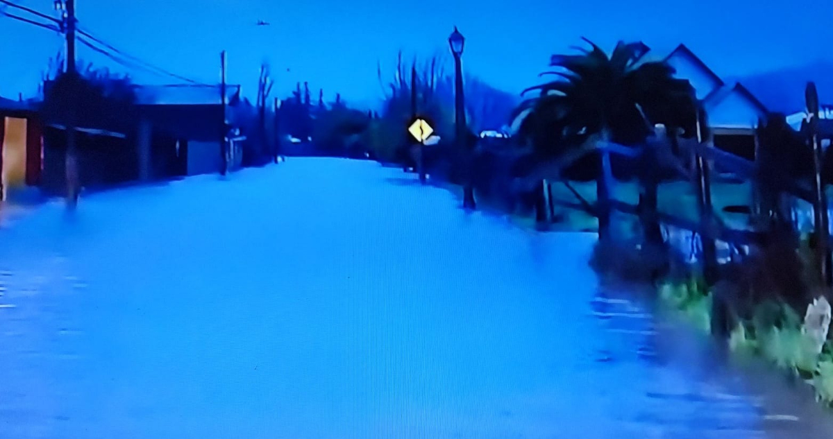 Senapred ordenó evacuación de Licantén por desborde del río Mataquito