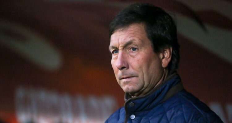 Fernando Díaz furioso con el arbitraje tras el empate ante Colo Colo