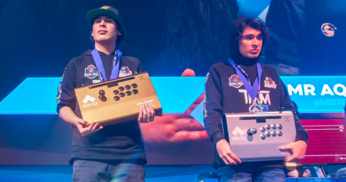 Chilenos lograron segundo y tercer lugar en campeonatos de EVO 2023, donde jugaron más de 70 países