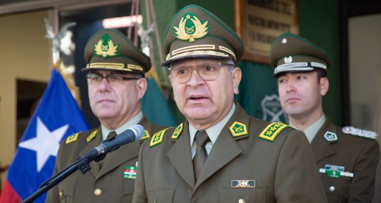 Justicia ordena que general Yáñez pida disculpas públicas a víctima de trauma ocular en 2019