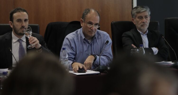 Gobernador Rodrigo Díaz por caso convenios