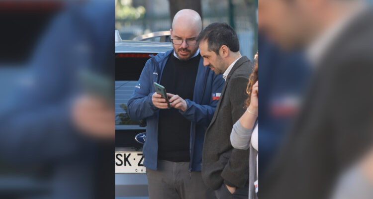 Grau escuda a Jackson de dardos por Caso Convenios y también afirma que Gobierno no manipula la Casen