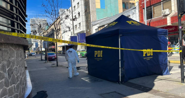 Hombre muere apuñalado en pleno centro de Concepción