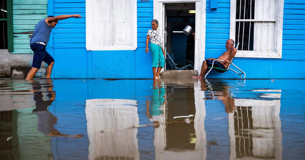 Miles de evacuados en el oeste de Cuba por el paso de la tormenta tropical Idalia 