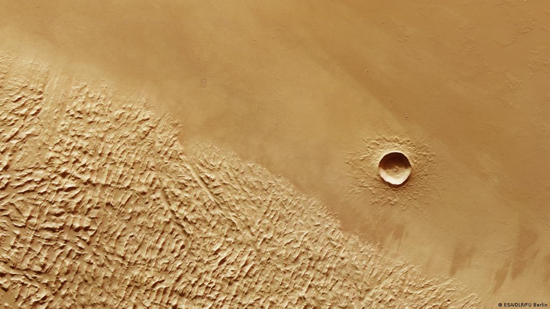 Encuentran nuevas pruebas de que hubo agua en Marte en uno de los volcanes más altos del Sistema Solar
