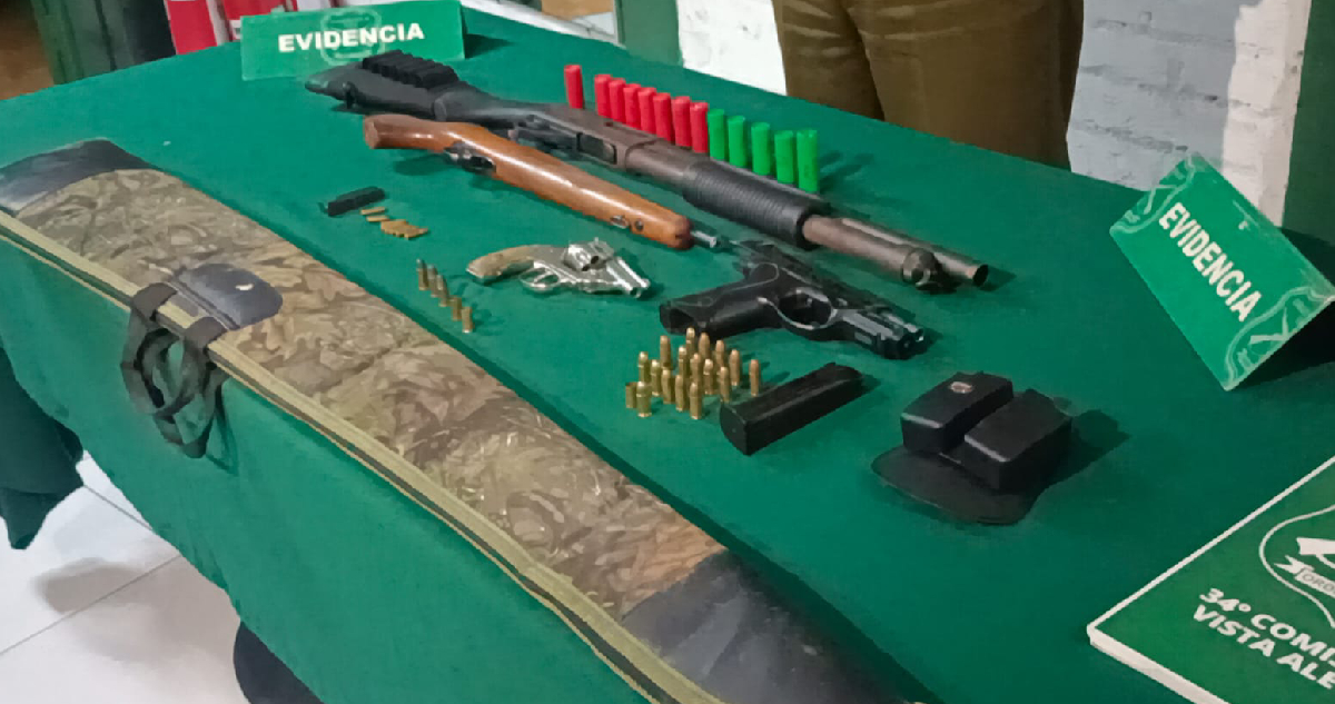 Sujetos atacan a balazos a personal de Carabineros en Cerrillos: lograron incautar armas del lugar
