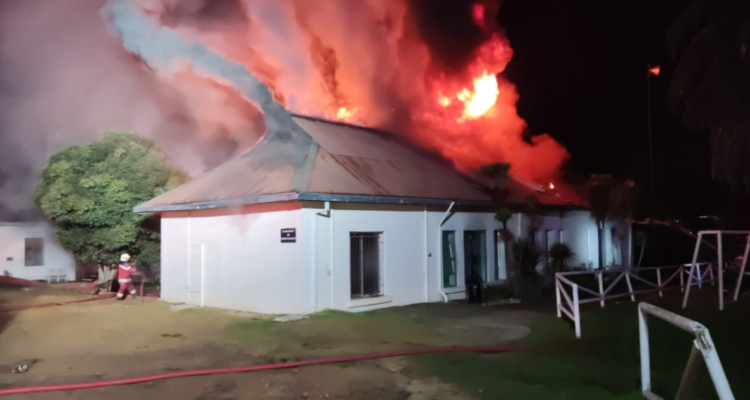 Incendio en regimiento de Maipo