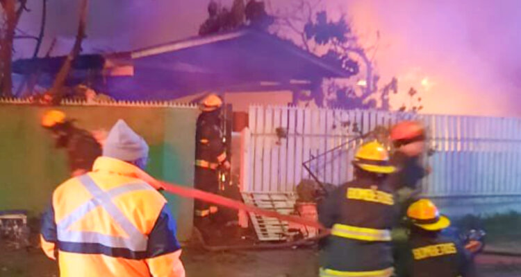 incendio-vivienda-la-ligua-fallecidas-personas