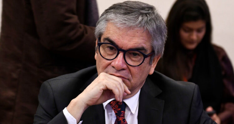 Primer plano del ministro de Hacienda, Mario Marcel