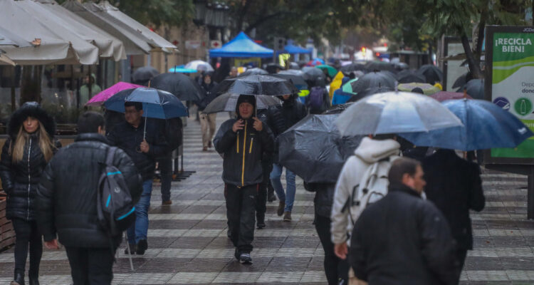 Región Metropolitana registra su invierno más lluvioso en los últimos 14 años