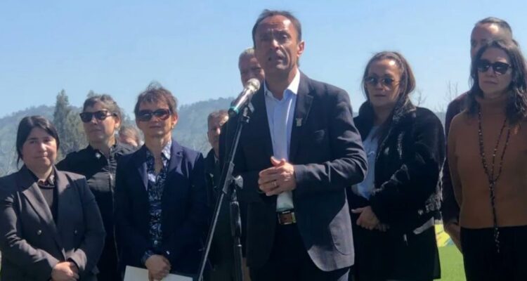 Ministro Jaime Pizarro revela iniciativa que impulsa una serie de cambios para el fútbol chileno