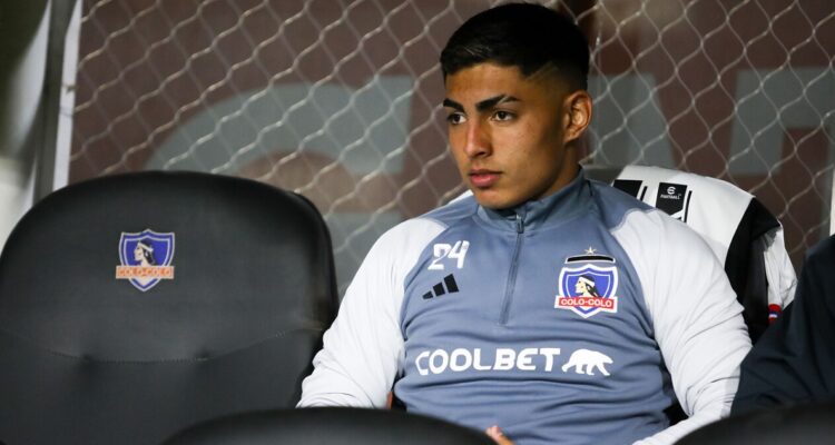 Jordhy Thompson perdió respaldo en Colo Colo.