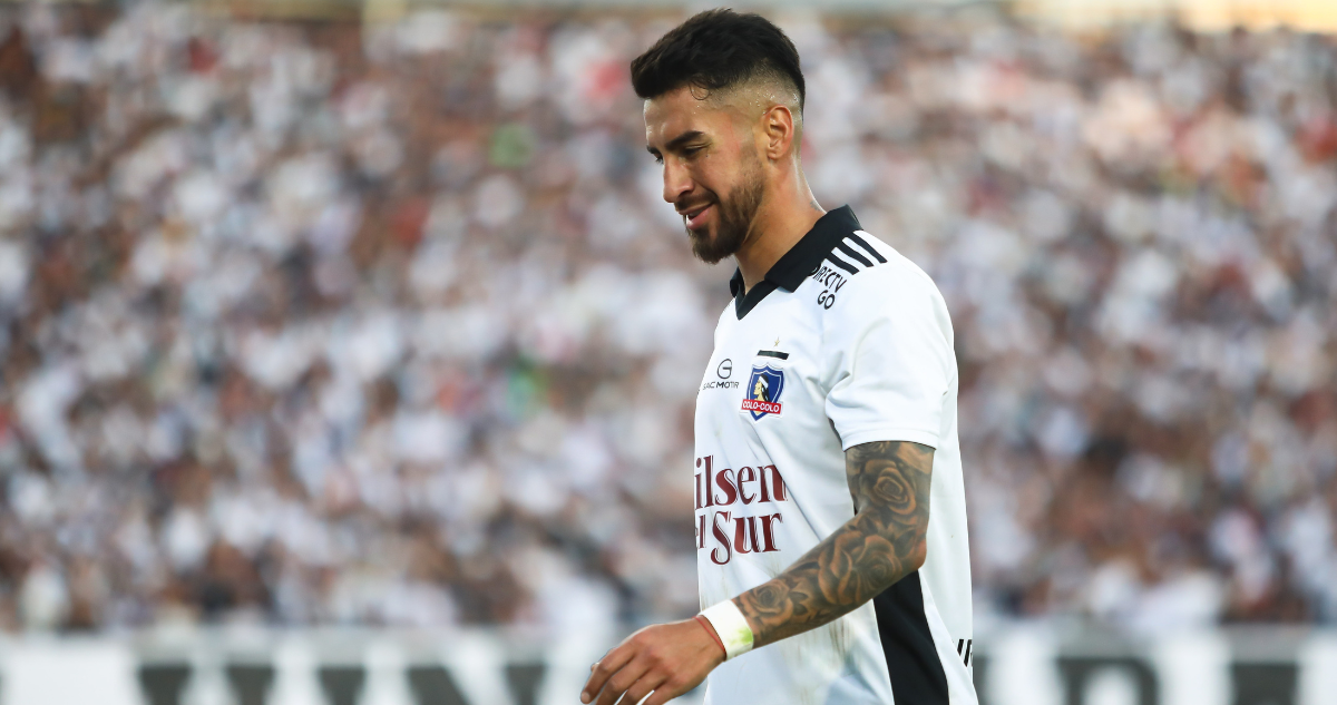 Juan Martín Lucero es sancionado junto a Fortaleza tras la demanda de Colo Colo ante la FIFA.