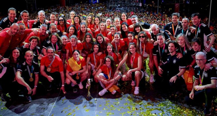 Una masiva renuncia sintió el cuerpo técnico de España femenino por el escándalo Luis Rubiales