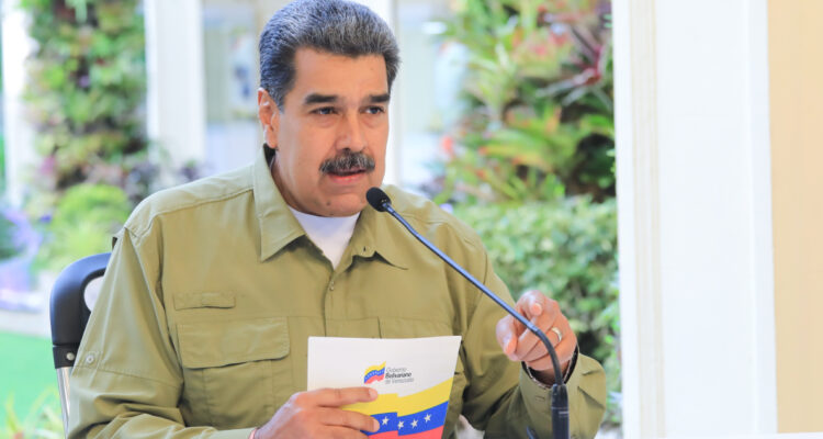 Maduro dice que “es falso” que Venezuela esté nuevamente en recesión y afirma que Venezuela crece