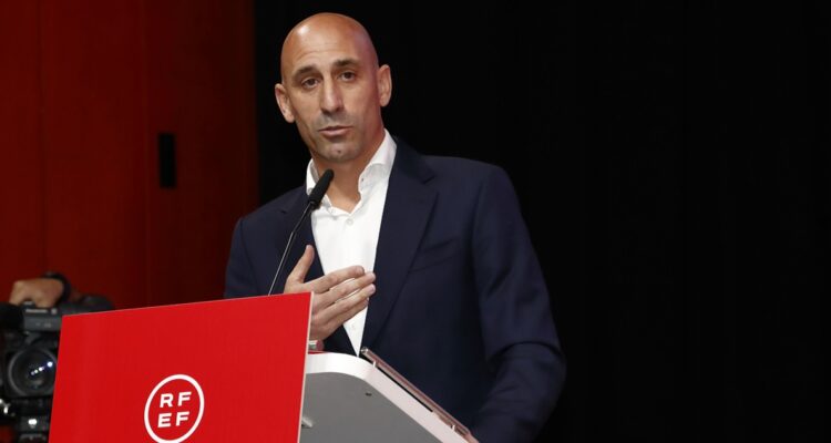 Madre de Luis Rubiales se declaró en huelga de hambre.