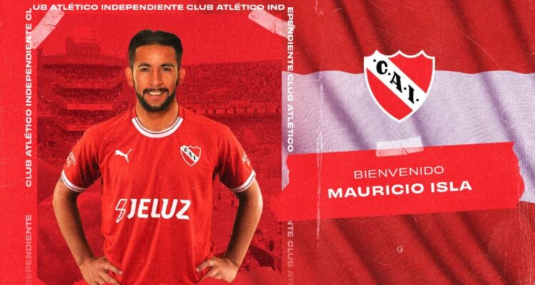 Cláusula del contrato de Mauricio Isla indigna a hinchas de Independiente