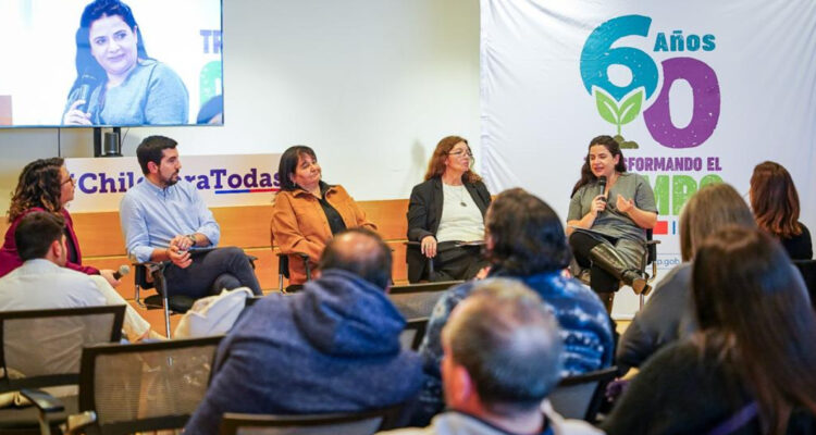 Gobierno anuncia medidas para promover liderazgo y emprendimientos de mujeres rurales e indígenas