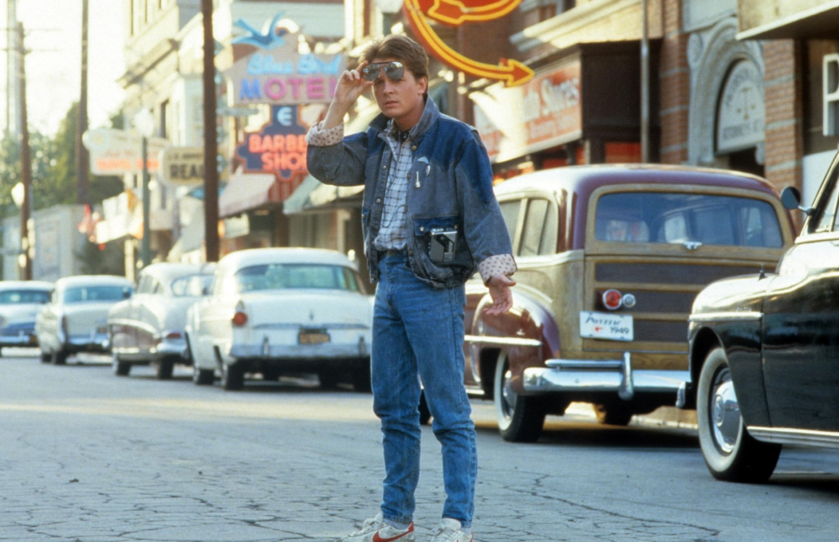 Michael J. Fox como Marty McFly