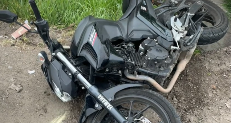 La moto del accidente donde estuvo involucrado Brayan Cortés.