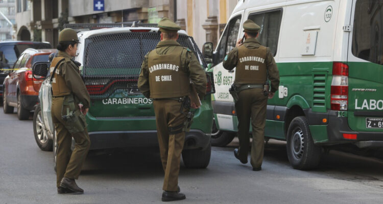 Una abuela, su hija y su nieta, sufrieron violento asalto de “motochorros” en Quinta Normal