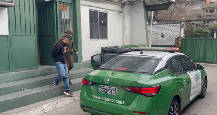 Detienen a dos “motochorros” que intimidaban con armas a sus víctimas en Providencia