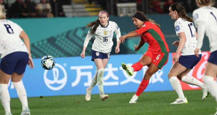 Estados Unidos no pudo ante Portugal, pero igual avanzó a octavos de final del Mundial Femenino.