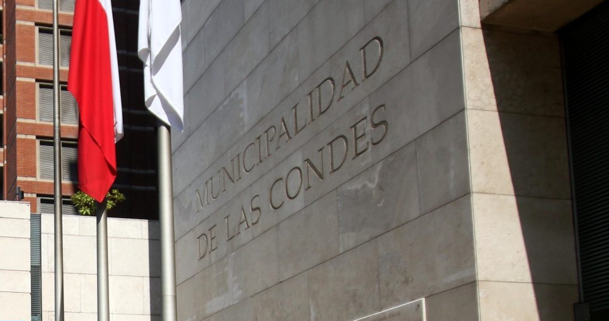 Contraloría ordena a Municipalidad de Las Condes invalidar contrato con sobrino de Joaquín Lavin
