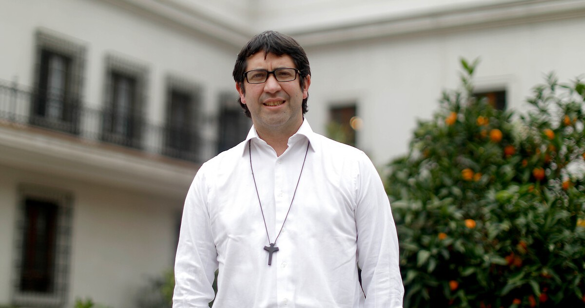 Sacerdote Nicolás Viel