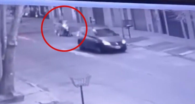 Para robarle un celular: niña de 11 años asesinada por motochorros mientras iba a colegio en Argentina