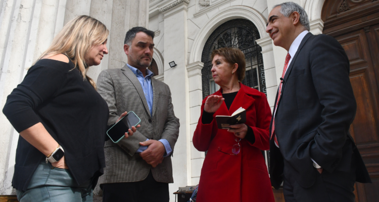 ¿Meterle mano a la urna o meterle mano a los partidos?