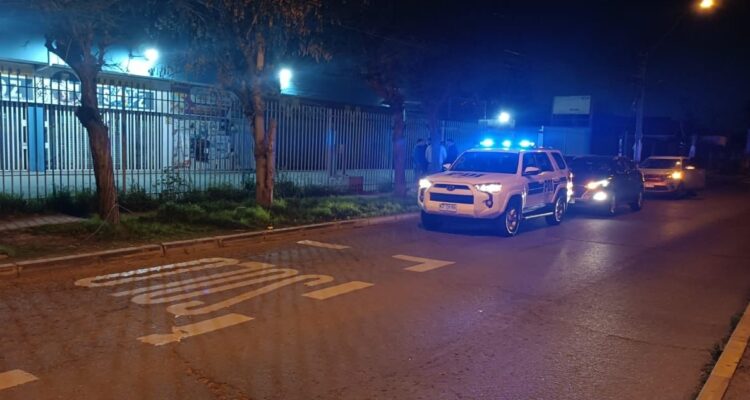 Asaltan a funcionario PDI en Maipú: se defendió a disparos de los delincuentes