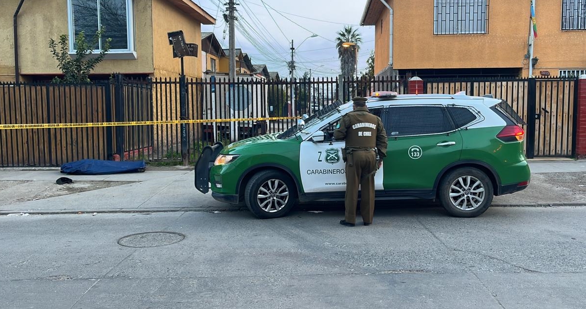 Pelea con armas blancas en plena vía pública termina con un hombre asesinado en Maipú