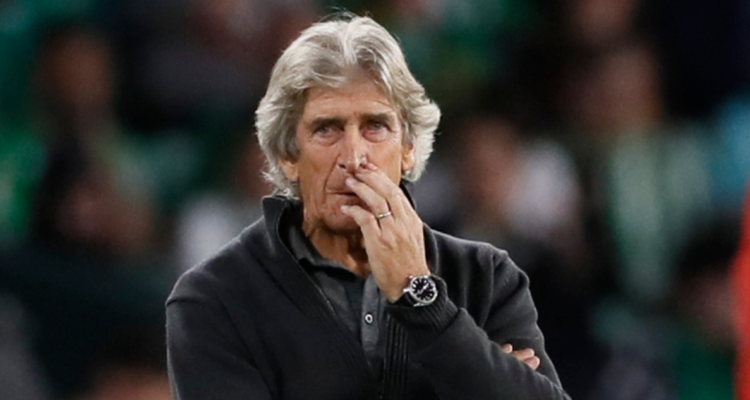 Manuel Pellegrini hace una llamado de urgencia a la dirigencia del Real Betis.