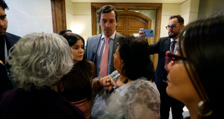 Barchiesi (REP) denuncia a Pizarro y Placencia (PC) en la Comisión de Ética tras “encontronazo”