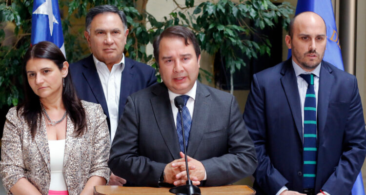 Bancada RN acusa al Gobierno de copiar proyectos de agenda de probidad y modernización del Estado