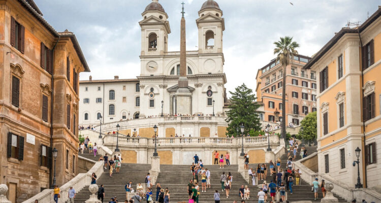 Empresarios italianos lanzan alarma: falta mano de obra y acusan que jóvenes no quieren trabajar