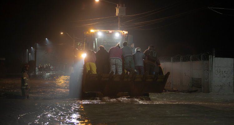 Senapred ordena la evacuación de sectores de Chimbarongo tras desborde de río Tinguiririca