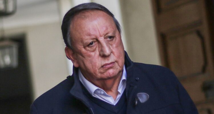 Sergio Pérez contra el gobierno por ley de cabotaje marino