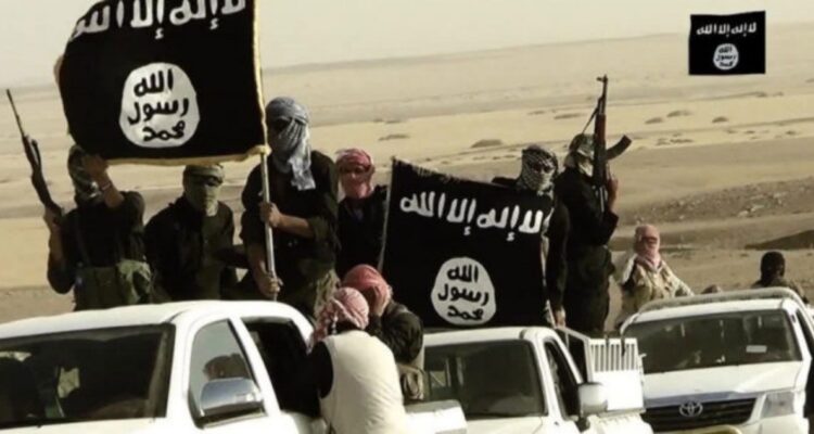 Al menos 26 soldados mueren tras ataque de Estado Islámico contra autobús militar en Siria