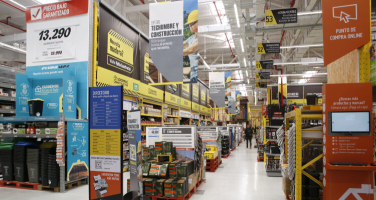 Sodimac baja y congela precios de más de 1.000 productos para apoyar reactivación de construcción