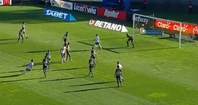 El golazo de Jordhy Thompson.