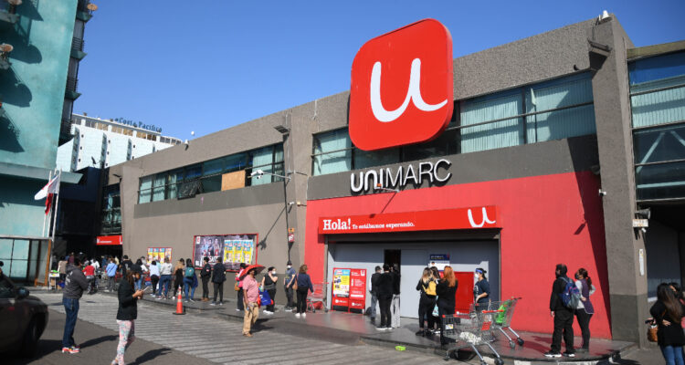 Confirman multa contra Unimarc por hacerle contratos “multifunción” a trabajadores en supermercados