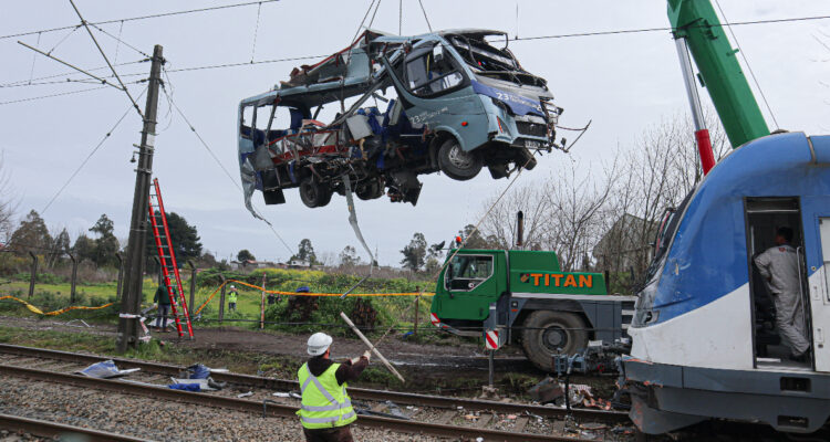 Actualizan estado de sobrevivientes de accidente en San Pedro de la Paz: 5 están en riesgo vital